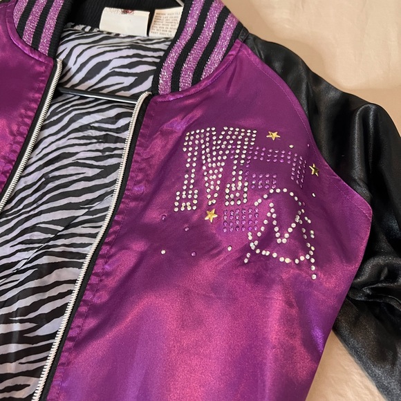 Jacket - Picture 2 of 3